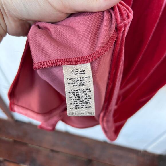 NWOT Soft Surroundings Red Velvet Button-Up Shirt Mixed Buttons Long Sleeve M - Picture 10 of 11